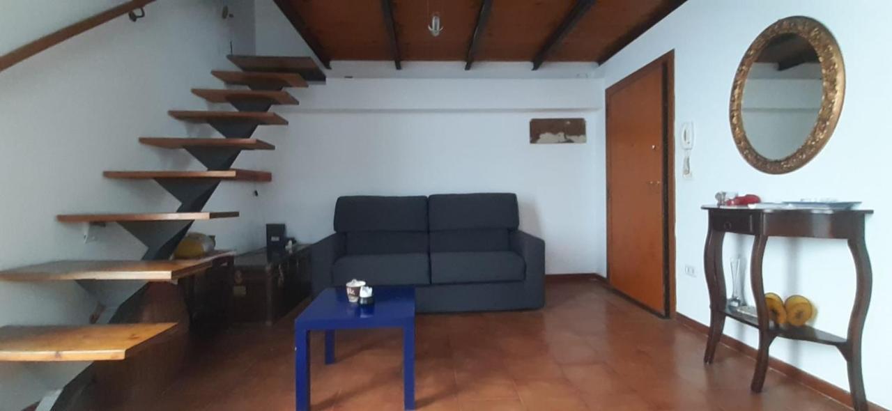 La Casa Sul Como เนเปิลส์ ภายนอก รูปภาพ